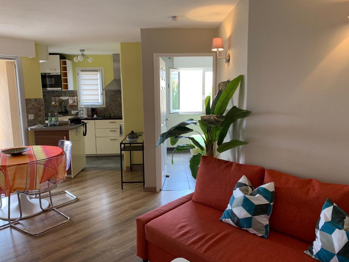 Les Pins Maritimes Apartment Frejus Bagian luar foto