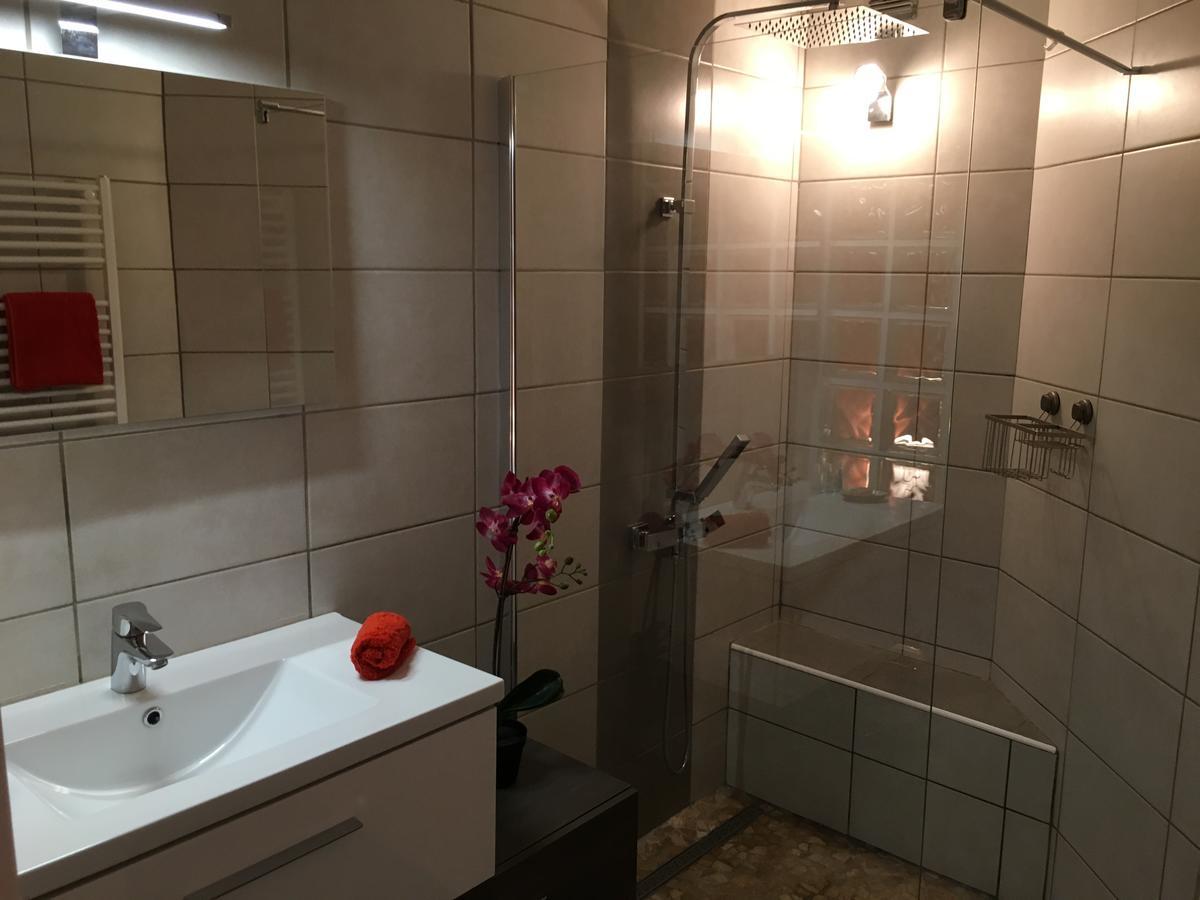 Les Pins Maritimes Apartment Frejus Bagian luar foto