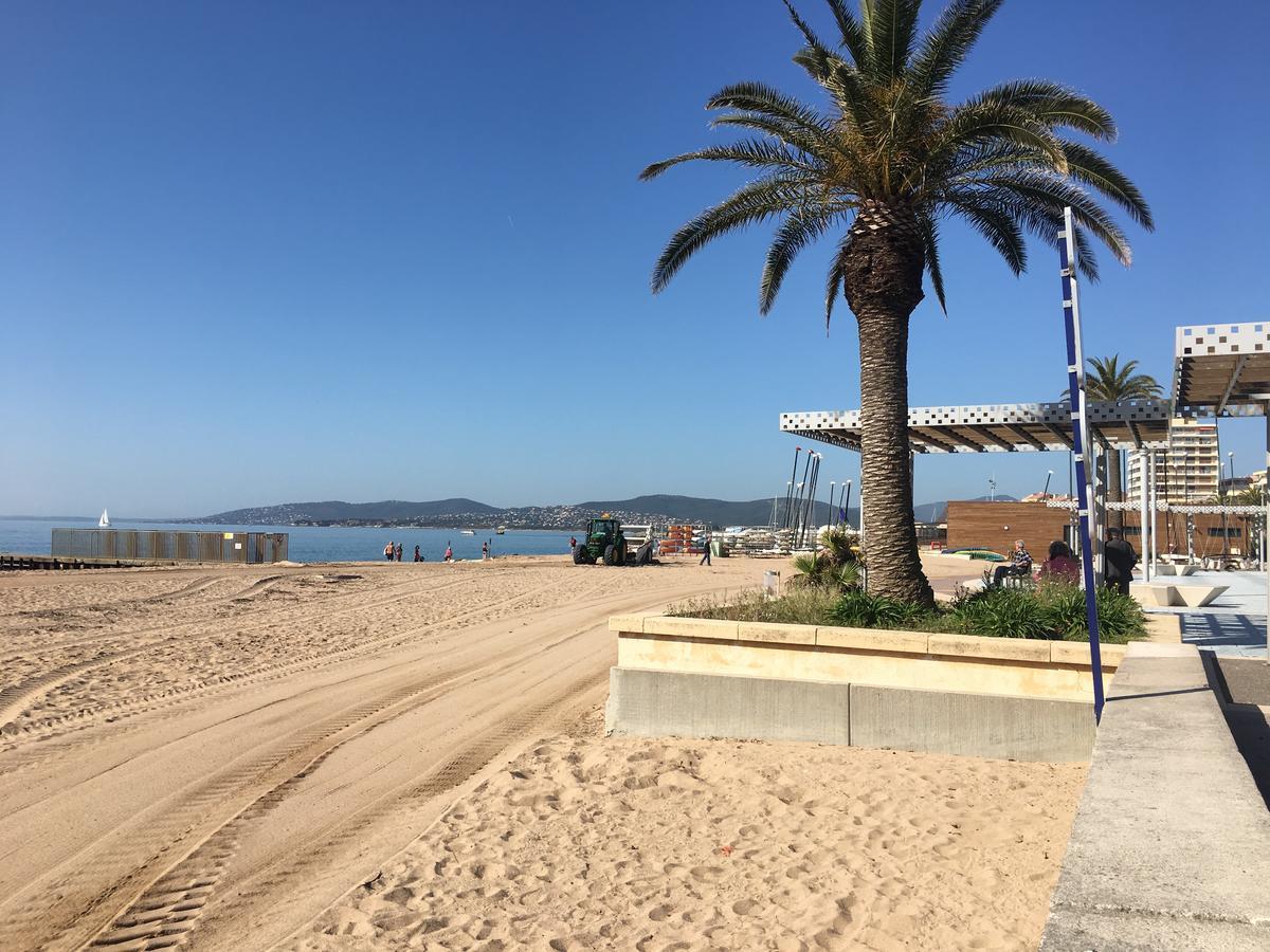 Les Pins Maritimes Apartment Frejus Bagian luar foto